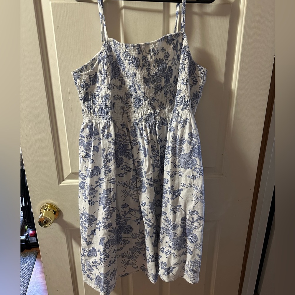Universal Thread White and Blue Floral Sundress